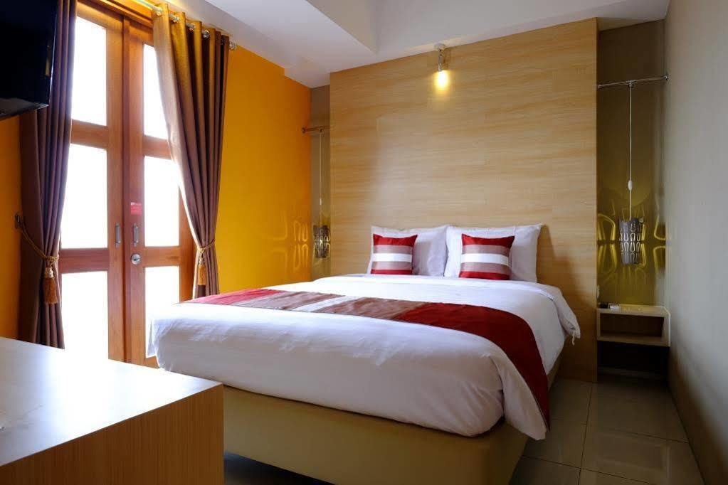 Tibera Hotel Ciumbuleuit Bandung Exteriér fotografie